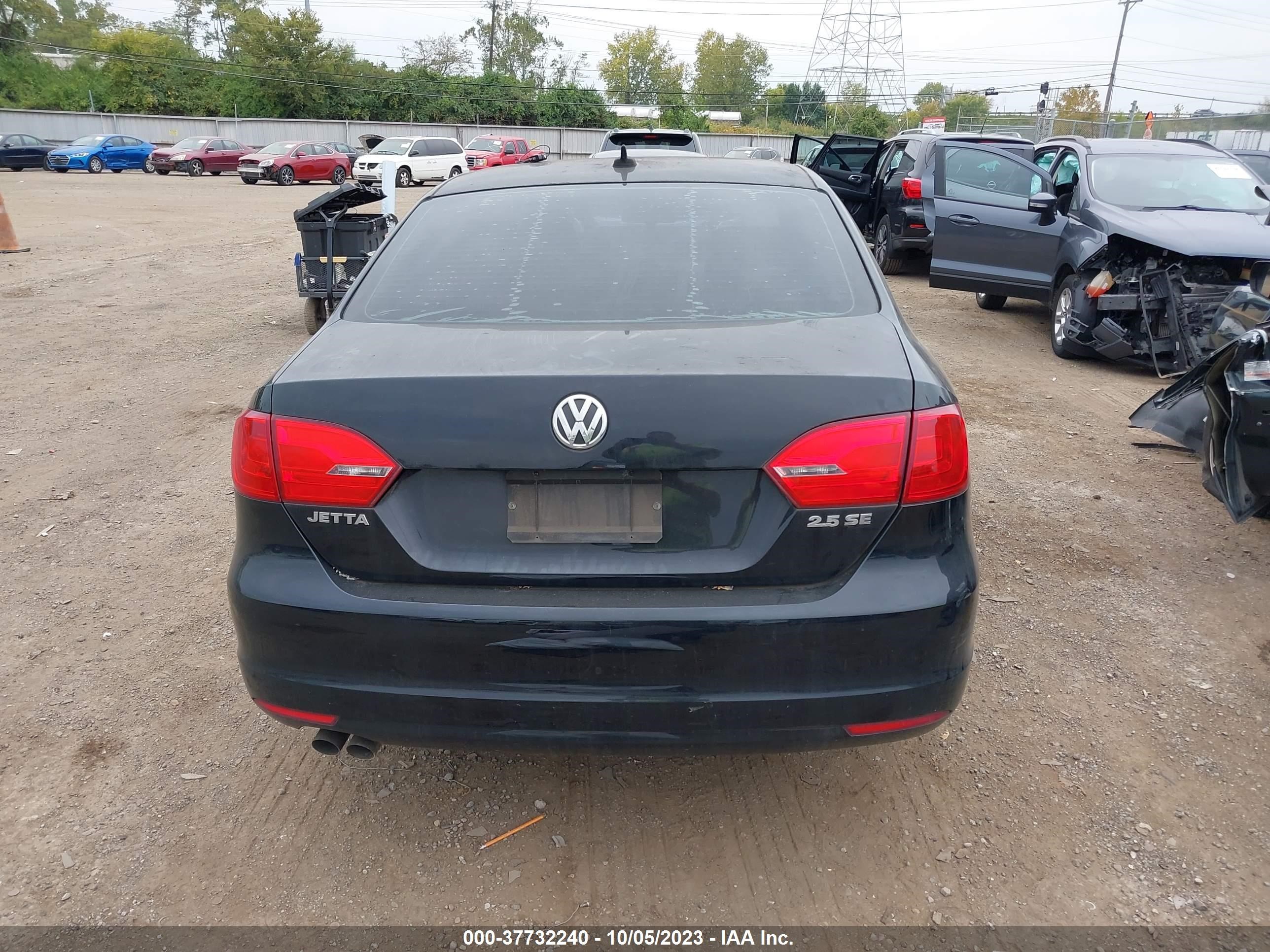 Photo 15 VIN: 3VWDX7AJ6CM402231 - VOLKSWAGEN JETTA 