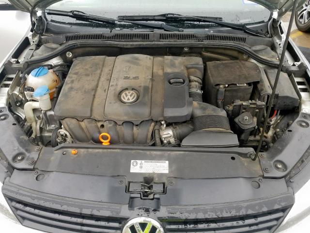 Photo 6 VIN: 3VWDX7AJ7BM306901 - VOLKSWAGEN JETTA SE 