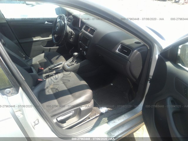 Photo 4 VIN: 3VWDX7AJ7CM061809 - VOLKSWAGEN JETTA SEDAN 