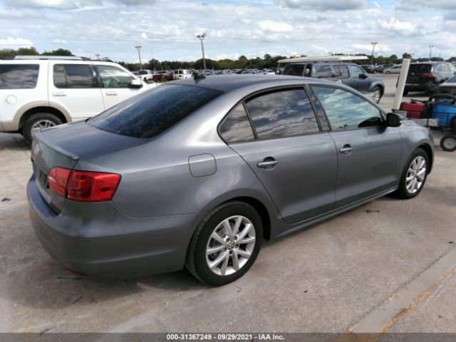 Photo 3 VIN: 3VWDX7AJ7CM304969 - VOLKSWAGEN JETTA SEDAN 