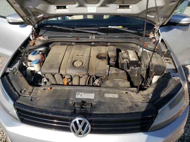 Photo 6 VIN: 3VWDX7AJ7CM377551 - VOLKSWAGEN JETTA SE 