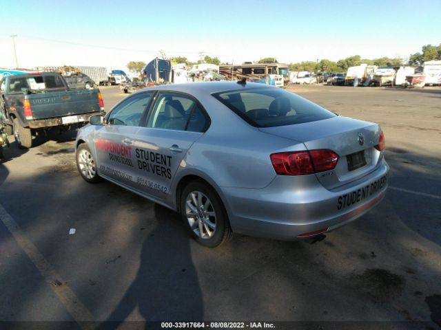 Photo 2 VIN: 3VWDX7AJ7DM271912 - VOLKSWAGEN JETTA SEDAN 