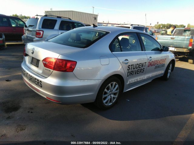 Photo 3 VIN: 3VWDX7AJ7DM271912 - VOLKSWAGEN JETTA SEDAN 