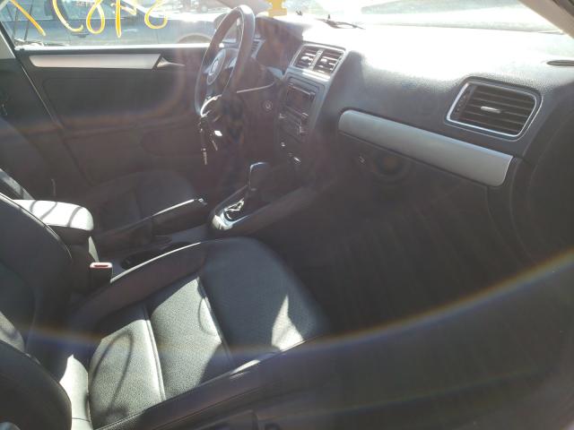 Photo 4 VIN: 3VWDX7AJ7DM440181 - VOLKSWAGEN JETTA SE 