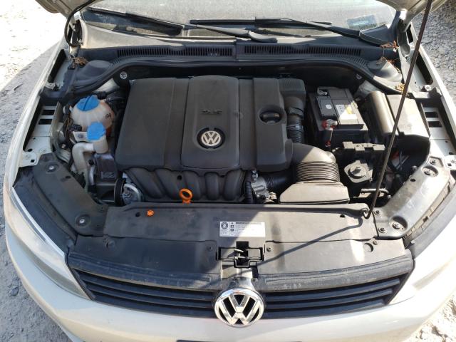 Photo 6 VIN: 3VWDX7AJ8BM046539 - VOLKSWAGEN JETTA SE 