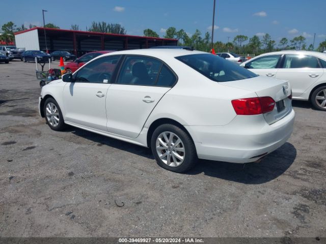 Photo 2 VIN: 3VWDX7AJ8BM316630 - VOLKSWAGEN JETTA 