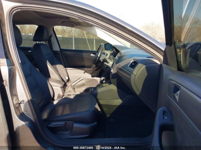 Photo 4 VIN: 3VWDX7AJ8BM337252 - VOLKSWAGEN JETTA 