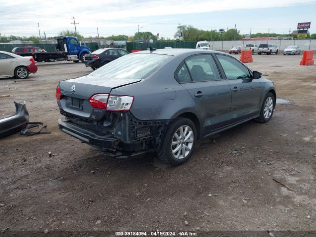 Photo 3 VIN: 3VWDX7AJ8BM353838 - VOLKSWAGEN JETTA 