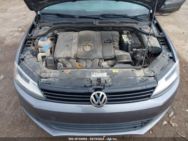 Photo 9 VIN: 3VWDX7AJ8BM353838 - VOLKSWAGEN JETTA 