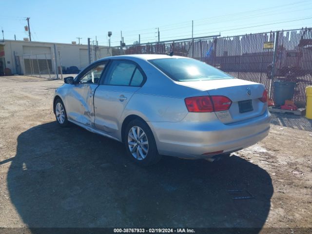 Photo 2 VIN: 3VWDX7AJ8BM367092 - VOLKSWAGEN JETTA 