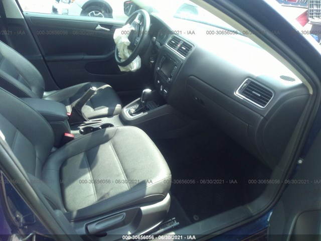 Photo 4 VIN: 3VWDX7AJ8CM306567 - VOLKSWAGEN JETTA 