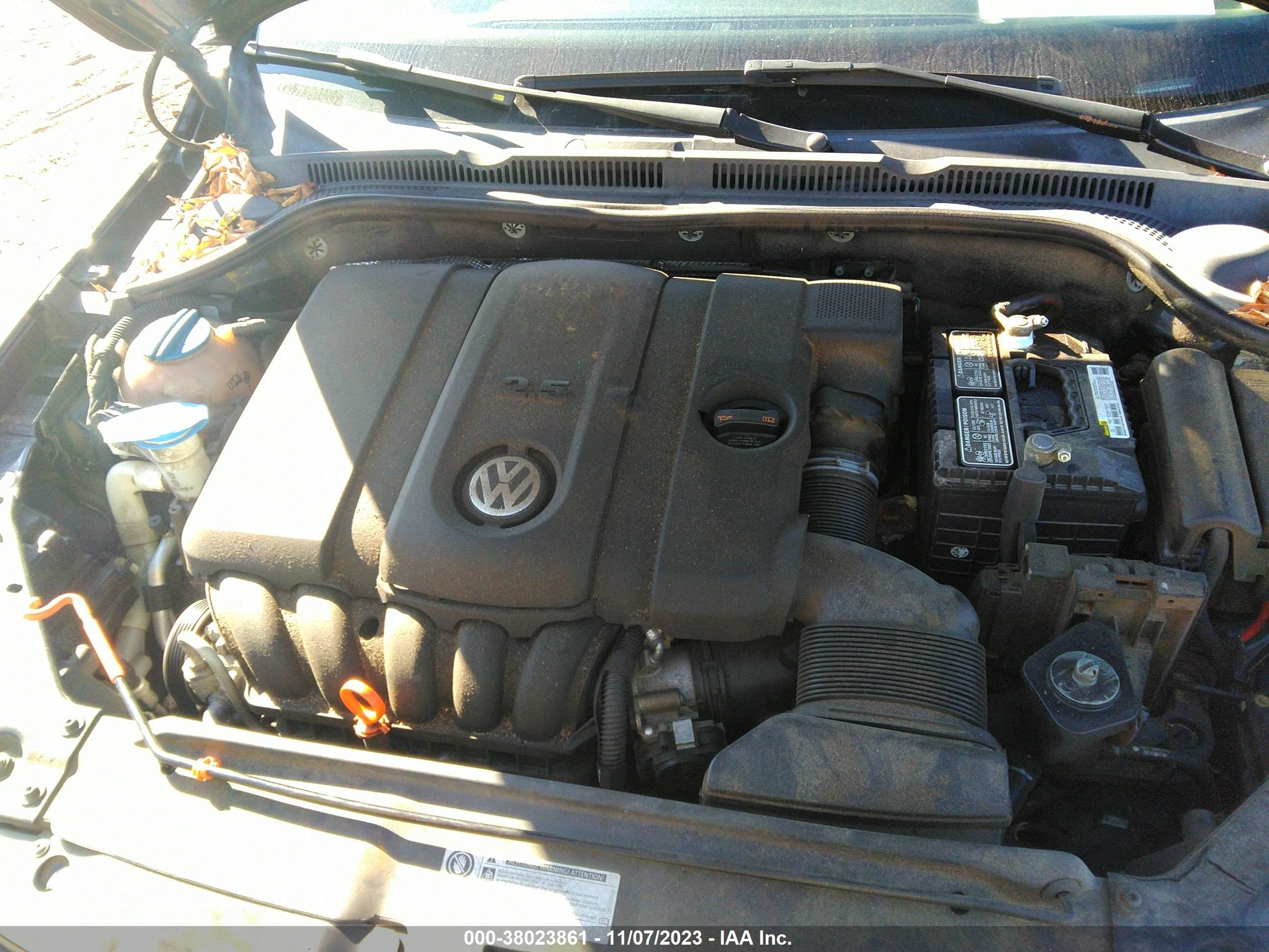 Photo 9 VIN: 3VWDX7AJ8CM328956 - VOLKSWAGEN JETTA 