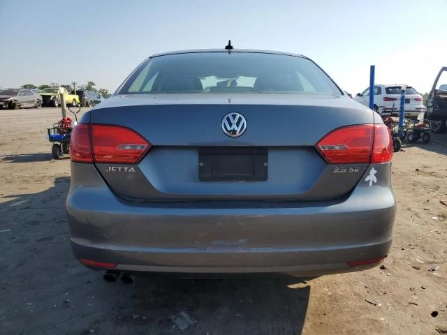 Photo 5 VIN: 3VWDX7AJ8CM343733 - VOLKSWAGEN JETTA SE 