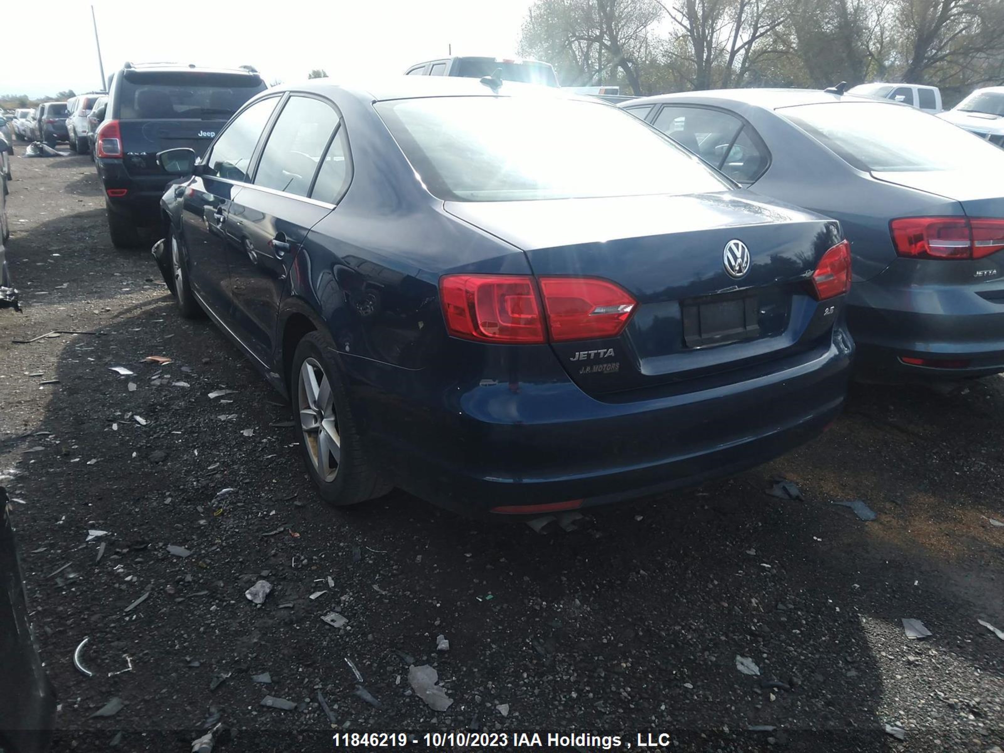 Photo 2 VIN: 3VWDX7AJ8CM347152 - VOLKSWAGEN JETTA 