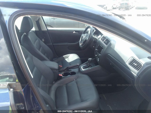 Photo 4 VIN: 3VWDX7AJ8CM401677 - VOLKSWAGEN JETTA 