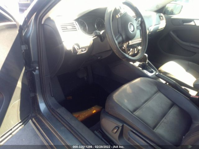 Photo 4 VIN: 3VWDX7AJ8DM357794 - VOLKSWAGEN JETTA SEDAN 