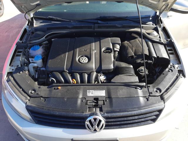 Photo 6 VIN: 3VWDX7AJ9BM321559 - VOLKSWAGEN JETTA SE 