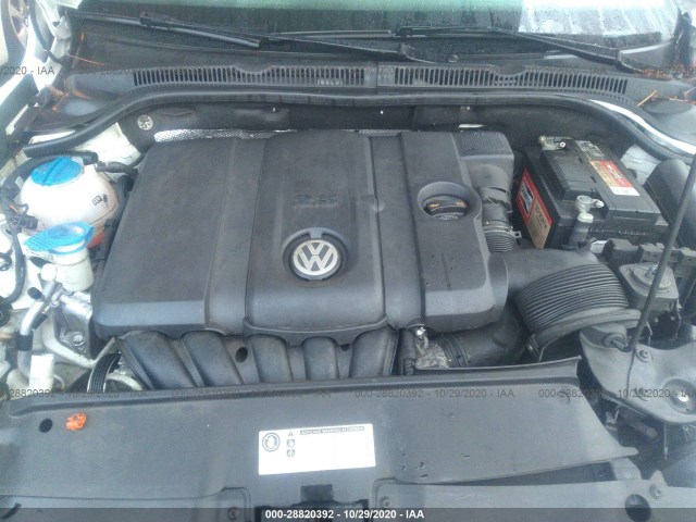 Photo 9 VIN: 3VWDX7AJ9BM323683 - VOLKSWAGEN JETTA SEDAN 