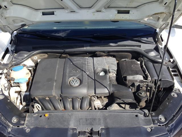 Photo 6 VIN: 3VWDX7AJ9BM339219 - VOLKSWAGEN JETTA SE 