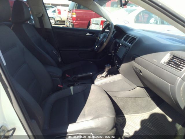 Photo 4 VIN: 3VWDX7AJ9BM363424 - VOLKSWAGEN JETTA SEDAN 