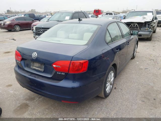 Photo 3 VIN: 3VWDX7AJ9CM300275 - VOLKSWAGEN JETTA 