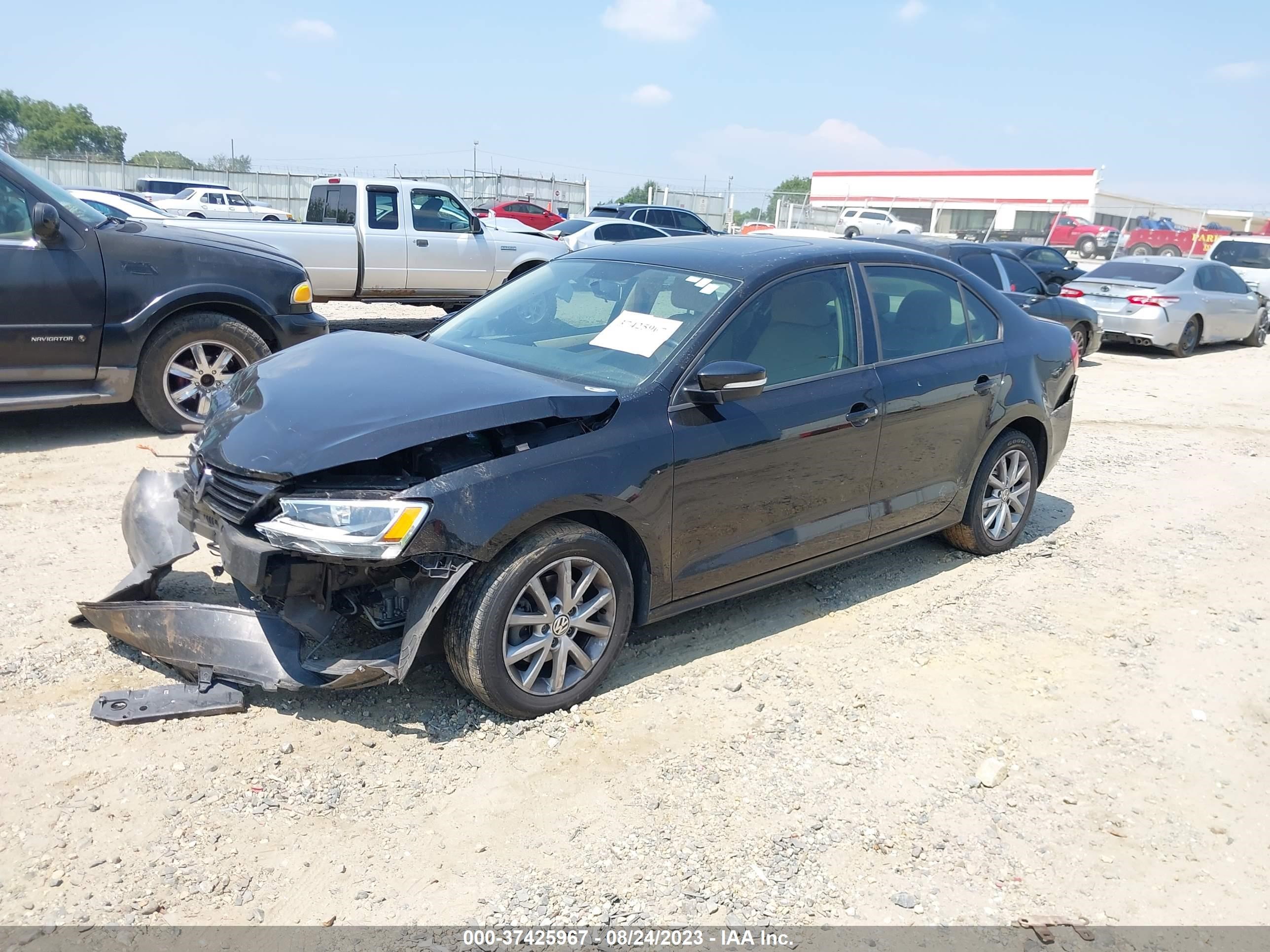 Photo 1 VIN: 3VWDX7AJ9CM422957 - VOLKSWAGEN JETTA 