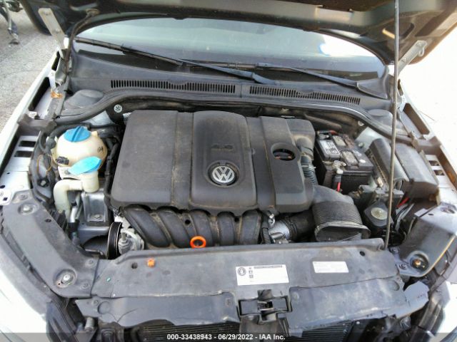 Photo 9 VIN: 3VWDX7AJXBM013302 - VOLKSWAGEN JETTA SEDAN 