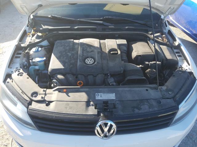 Photo 6 VIN: 3VWDX7AJXBM373525 - VOLKSWAGEN JETTA 