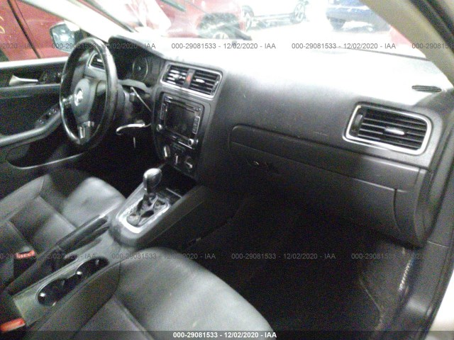 Photo 4 VIN: 3VWDX7AJXCM066678 - VOLKSWAGEN JETTA SE 