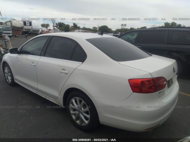 Photo 2 VIN: 3VWDX7AJXDM253940 - VOLKSWAGEN JETTA SEDAN 