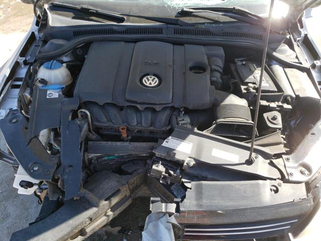 Photo 10 VIN: 3VWDX7AJXDM254571 - VOLKSWAGEN JETTA SE 