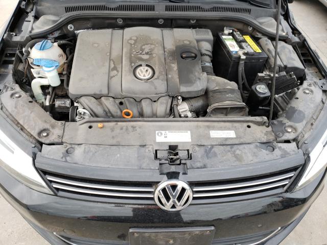 Photo 6 VIN: 3VWDX7AJXDM436464 - VOLKSWAGEN JETTA SE 