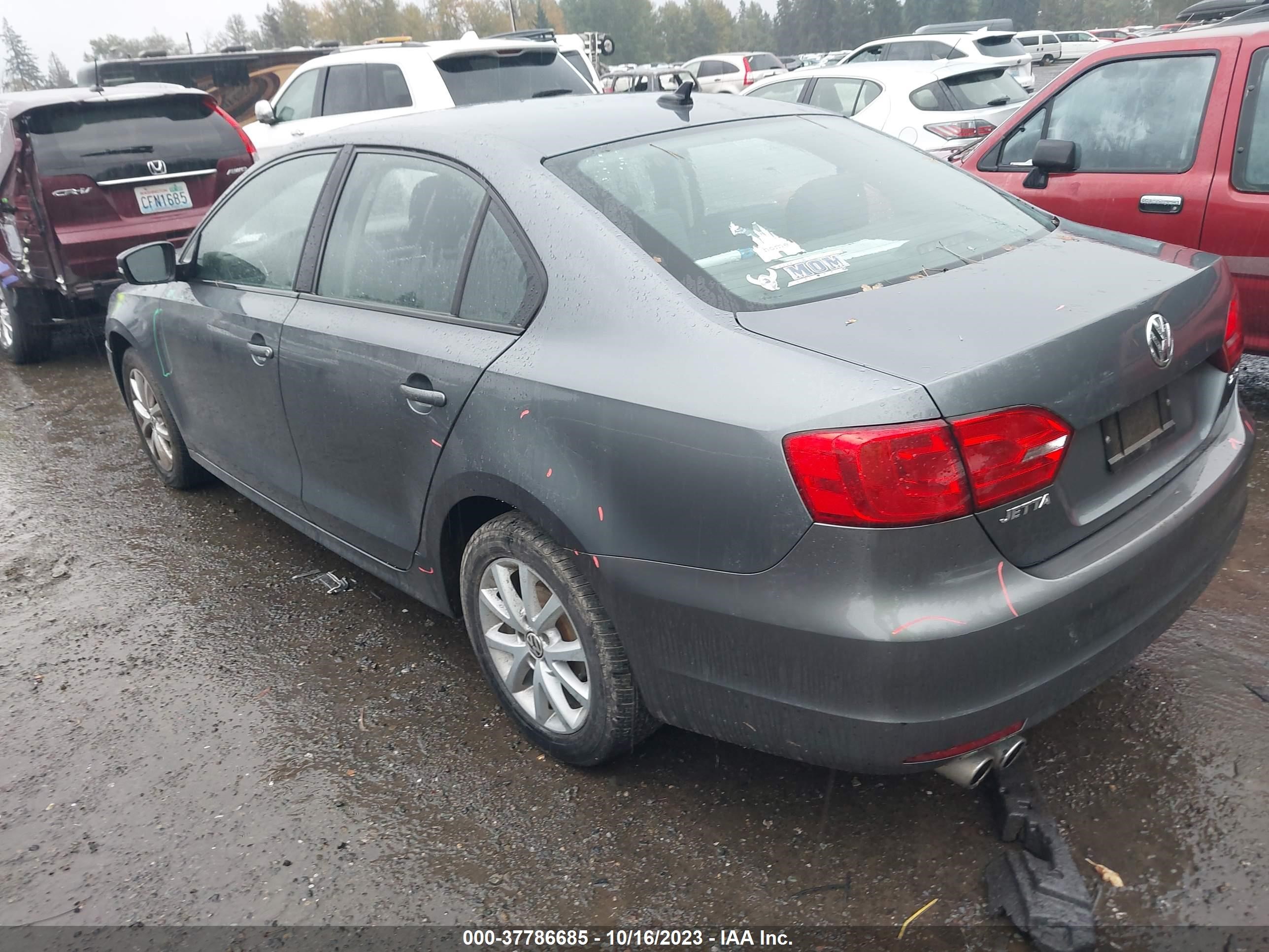 Photo 2 VIN: 3VWDZ7AJ0BM329270 - VOLKSWAGEN JETTA 