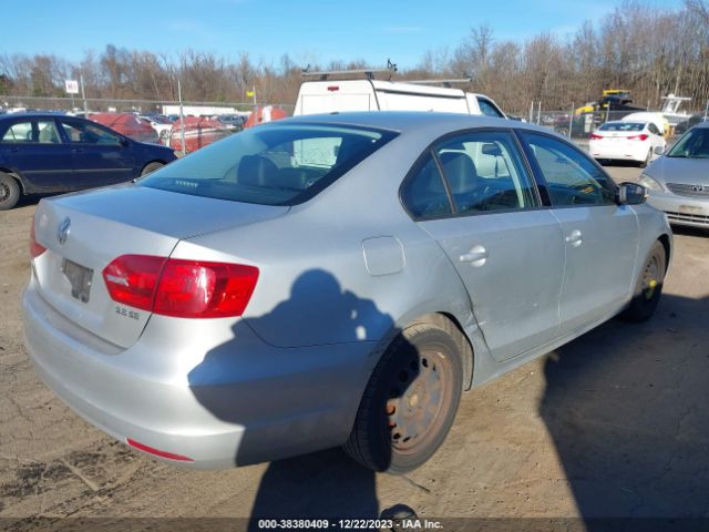 Photo 3 VIN: 3VWDZ7AJ0BM340835 - VOLKSWAGEN JETTA 