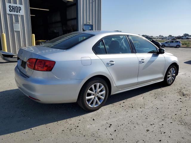 Photo 2 VIN: 3VWDZ7AJ0BM395334 - VOLKSWAGEN JETTA SE 