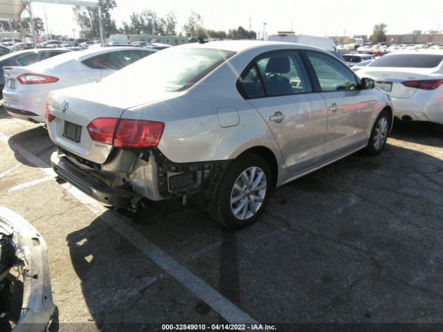 Photo 3 VIN: 3VWDZ7AJ1BM325695 - VOLKSWAGEN JETTA SEDAN 