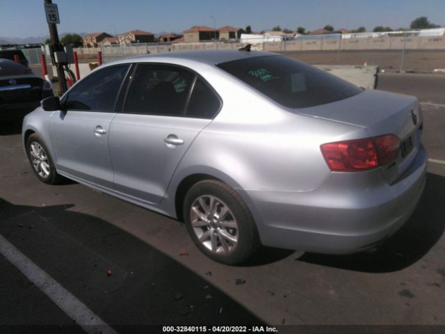 Photo 2 VIN: 3VWDZ7AJ1BM344005 - VOLKSWAGEN JETTA SEDAN 