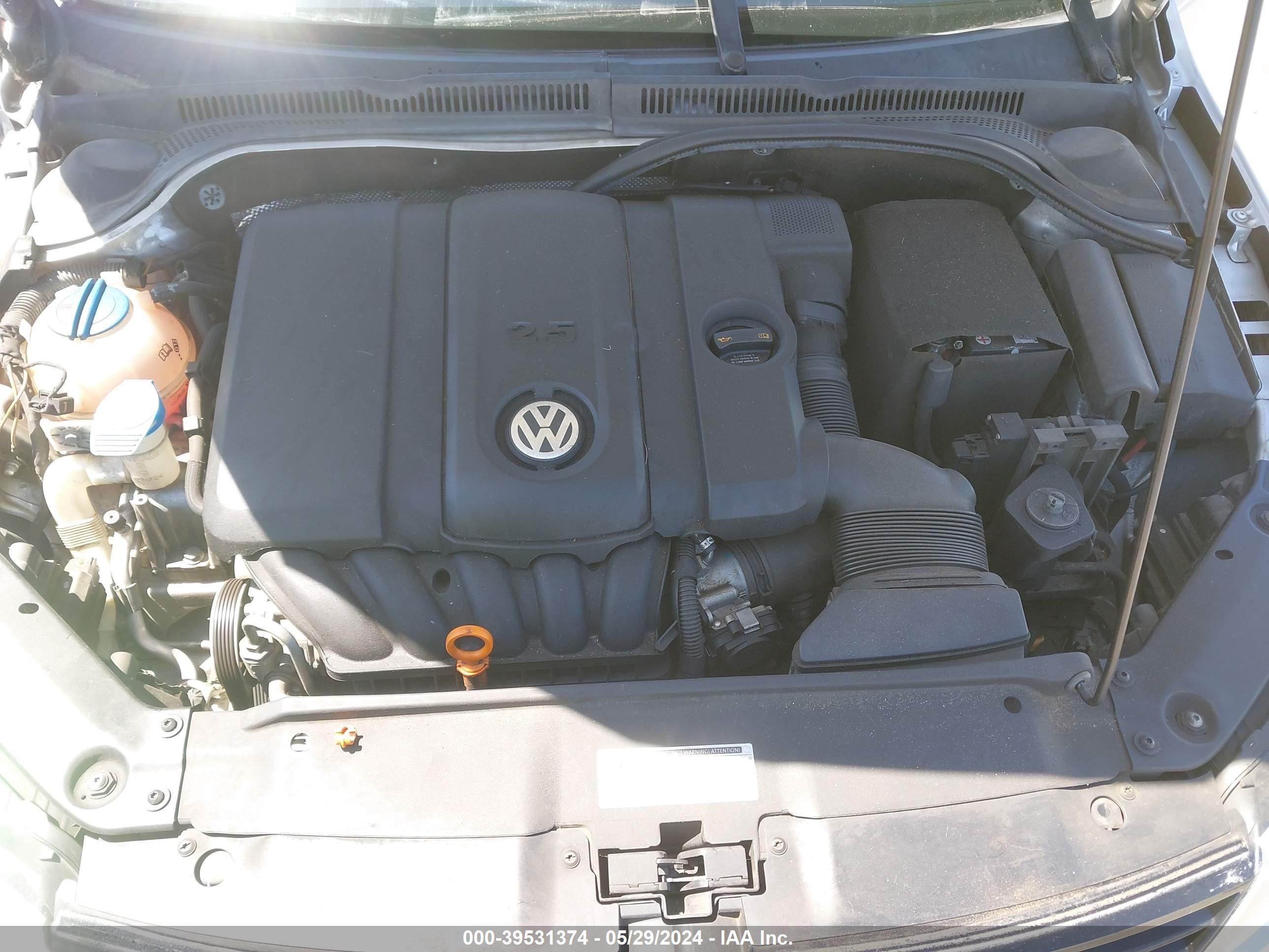 Photo 9 VIN: 3VWDZ7AJ1BM360897 - VOLKSWAGEN JETTA 