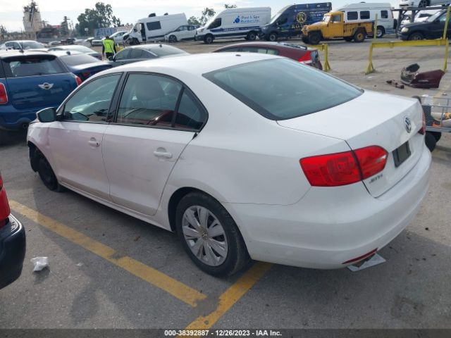 Photo 2 VIN: 3VWDZ7AJ1BM373715 - VOLKSWAGEN JETTA 