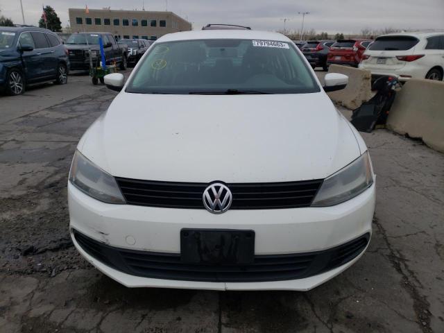 Photo 4 VIN: 3VWDZ7AJ2BM318416 - VOLKSWAGEN JETTA 