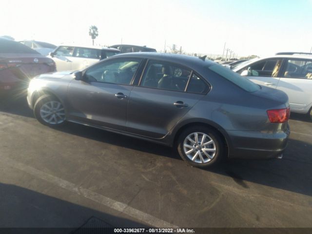 Photo 2 VIN: 3VWDZ7AJ2BM318965 - VOLKSWAGEN JETTA SEDAN 