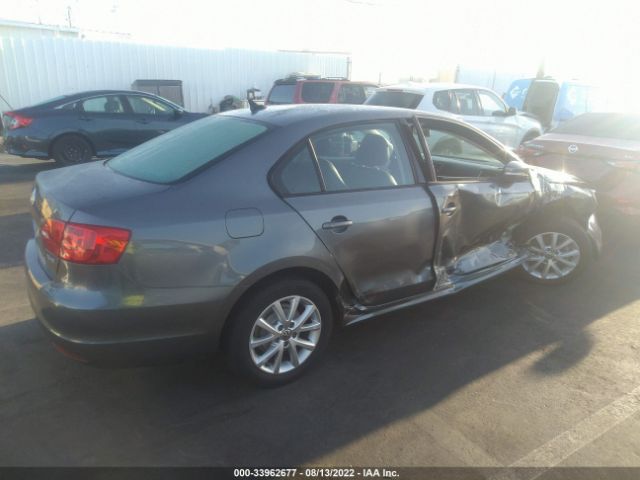 Photo 3 VIN: 3VWDZ7AJ2BM318965 - VOLKSWAGEN JETTA SEDAN 