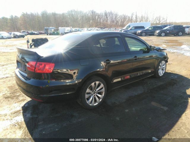 Photo 3 VIN: 3VWDZ7AJ3BM370623 - VOLKSWAGEN JETTA 