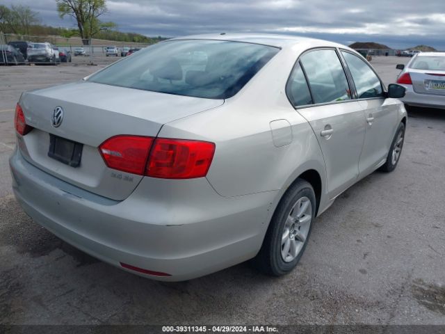 Photo 3 VIN: 3VWDZ7AJ3BM382173 - VOLKSWAGEN JETTA 