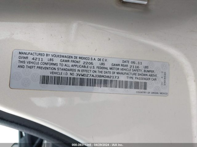 Photo 8 VIN: 3VWDZ7AJ3BM382173 - VOLKSWAGEN JETTA 