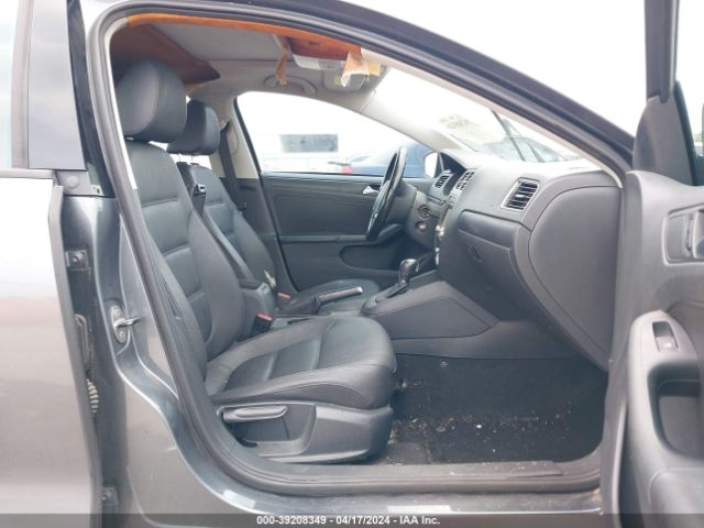 Photo 4 VIN: 3VWDZ7AJ3BM389088 - VOLKSWAGEN JETTA 