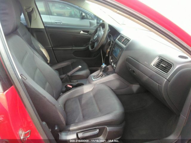 Photo 4 VIN: 3VWDZ7AJ3BM393951 - VOLKSWAGEN JETTA SEDAN 