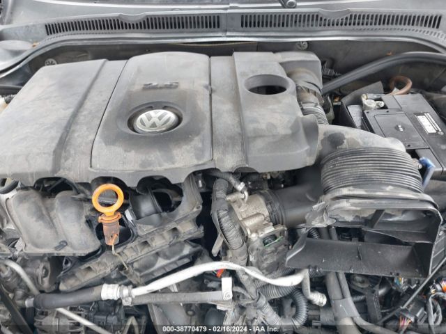 Photo 9 VIN: 3VWDZ7AJ4BM099927 - VOLKSWAGEN JETTA 