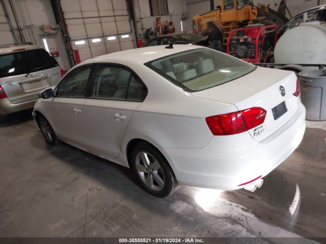 Photo 2 VIN: 3VWDZ7AJ4BM318529 - VOLKSWAGEN JETTA 