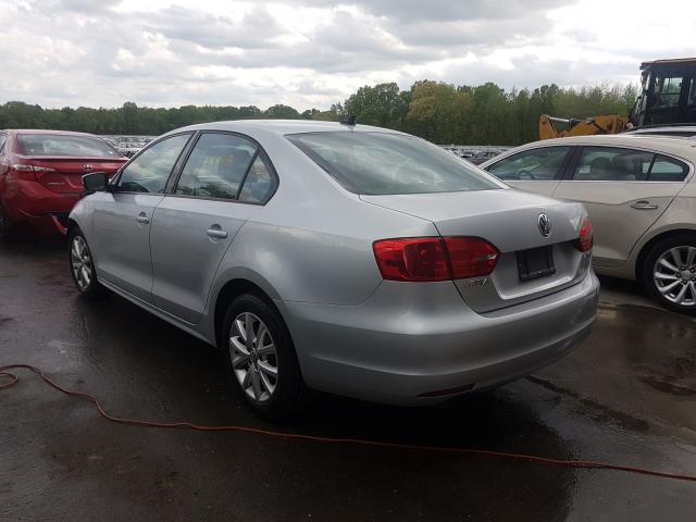 Photo 2 VIN: 3VWDZ7AJ4BM337078 - VOLKSWAGEN JETTA SE 